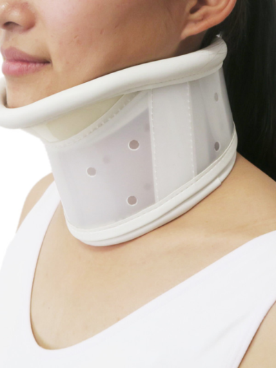 Rigid Cervical Collar With Chin Support